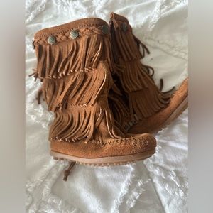 Minnetonka moccasin fringe boots
